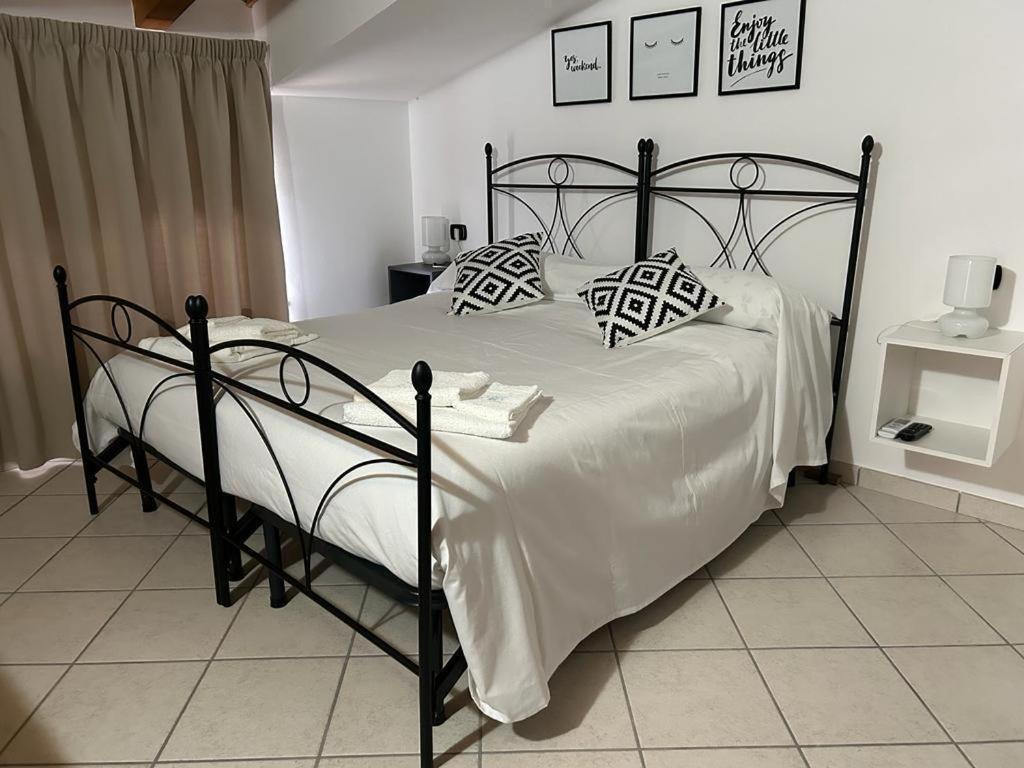 B&B Casa Letizia Trentinara Luaran gambar